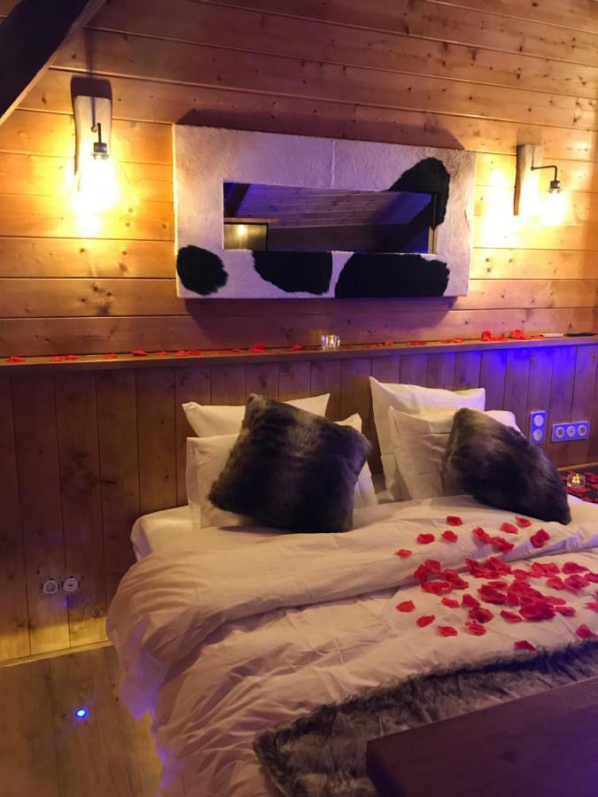 Le Loft And *